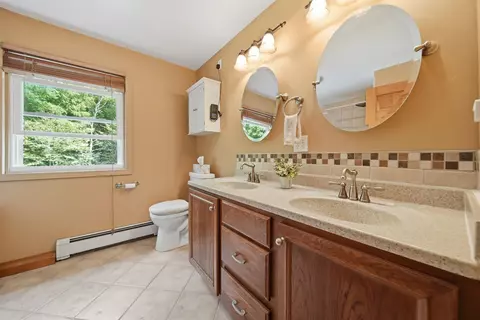 Bath - 42 Highfields Rd, Wilton, NH 03086 photo 2 of 4
