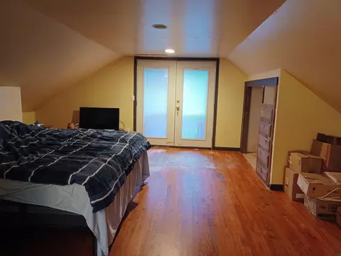 Bedroom - 71 Old Town Farm Rd, Exeter, NH 03833 photo 6 of 7