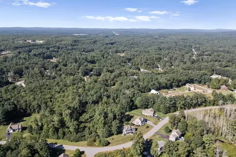 View/Area - 21 Colt Ln, Epping, NH 03042 photo 1 of 2