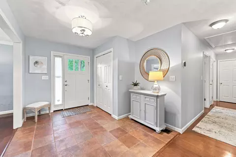 Entry Way - 8 Rolling Ridge Rd, Windham, NH 03087 photo 1 of 1
