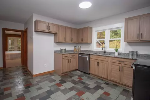 Kitchen - 212 Colburn Rd, Temple, NH 03084 photo 1 of 5