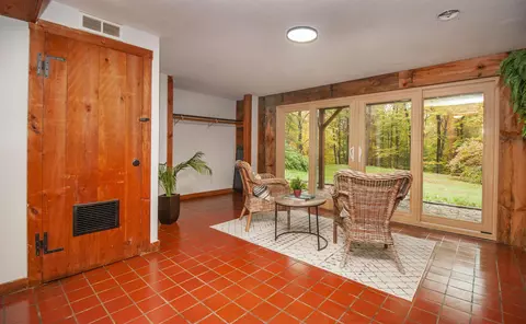 Entry Way - 212 Colburn Rd, Temple, NH 03084 photo 8 of 10
