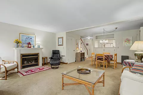 Living - 23 Cusack Rd #25, Hampton, NH 03842 photo 2 of 2