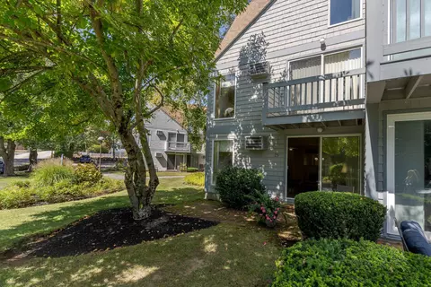 Exterior - 23 Cusack Rd #25, Hampton, NH 03842 photo 7 of 8
