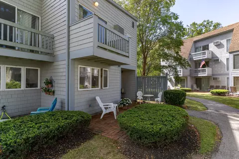 Exterior - 23 Cusack Rd #25, Hampton, NH 03842 photo 4 of 8