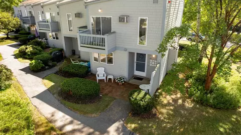 Exterior - 23 Cusack Rd #25, Hampton, NH 03842 photo 2 of 8