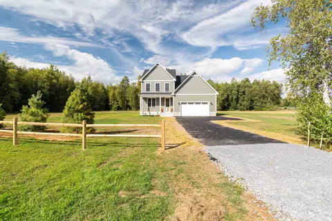 Exterior - 427 Mountain View Rd, Williston, VT 05495 photo 9 of 12