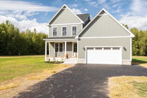 Exterior - 427 Mountain View Rd, Williston, VT 05495 photo 10 of 12