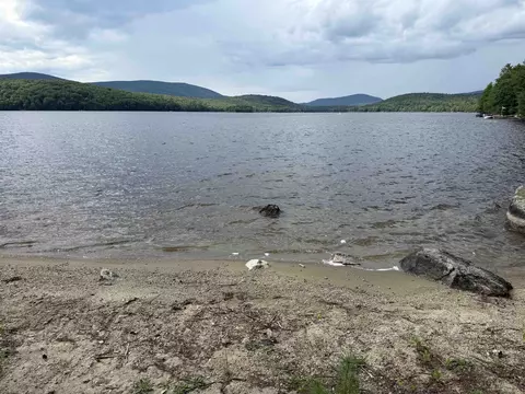 666 Goose Pond Rd, Canaan, NH 03741