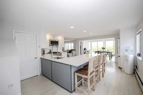 Kitchen - 583 Ocean Blvd, Hampton, NH 03842 photo 1 of 4