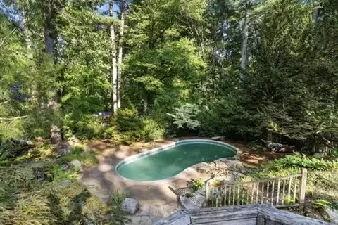 Exterior - 34 Sharon Rd, Windham, NH 03087 photo 2 of 13