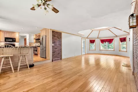 Living - 34 Sharon Rd, Windham, NH 03087 photo 5 of 7