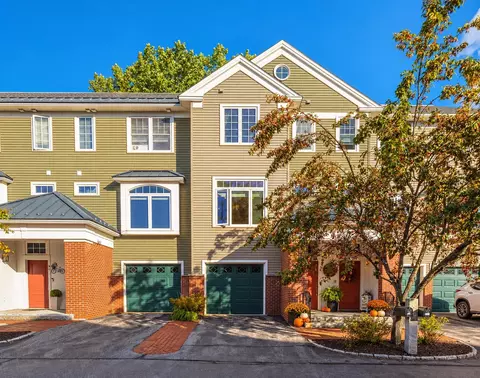 98 Riverwalk Way #8E, Manchester, NH 03101