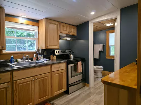 Kitchen - 79 Spiller Rd, Barton, VT 05822 photo 4 of 5