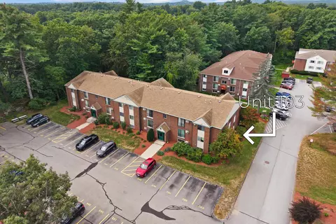 121 English Village Rd #103, Manchester, NH 03102