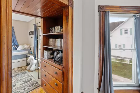 Entry Way - 83 Spring St, Hardwick, VT 05843 photo 5 of 7