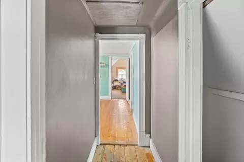 Entry Way - 83 Spring St, Hardwick, VT 05843 photo 6 of 7
