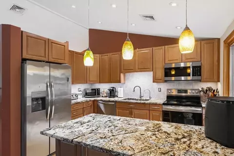 Kitchen - 2 Quincy Dr, Derry, NH 03038 photo 1 of 3