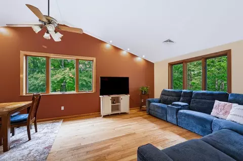 Living - 2 Quincy Dr, Derry, NH 03038 photo 1 of 1