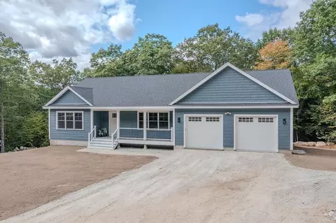 19 Deer Ridge Dr, Barrington, NH 03825