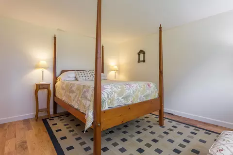 Bedroom - 180 Drinkwater Rd, Kensington, NH 03833 photo 2 of 10