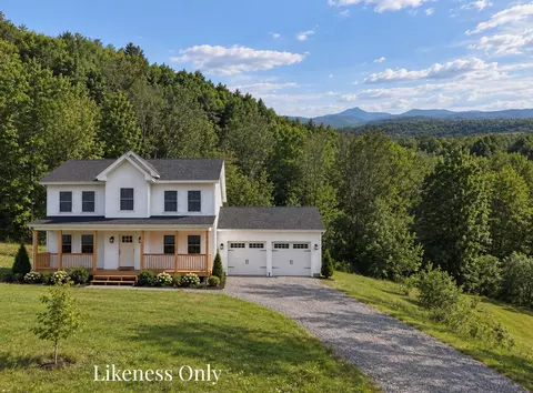 7338 Spear St, Charlotte, VT 05445
