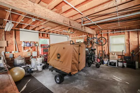 Entry Way - 29 Depot Rd, Hampton Falls, NH 03844 photo 2 of 2