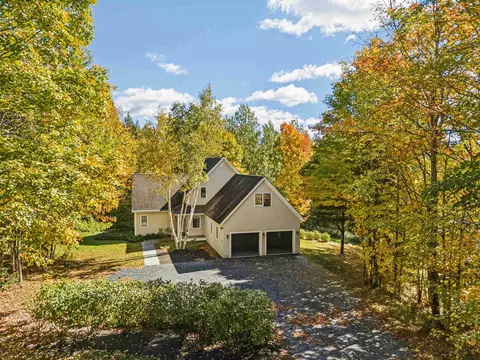 11 Kirkwood Ln, Stowe, VT 05672