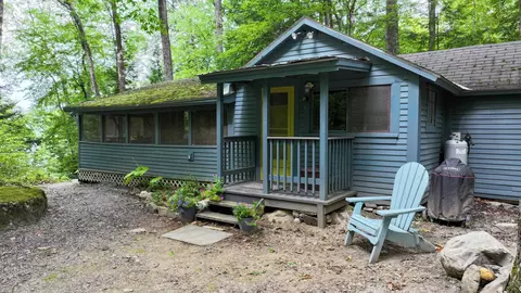 93 Fox Ln, Leicester, VT 05733