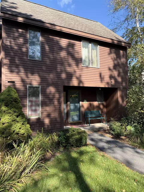 355 Lyman Batcheller Rd #9A, Quechee, VT 05059