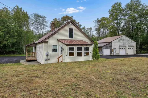 657 W Swanzey Rd, Swanzey, NH 03446