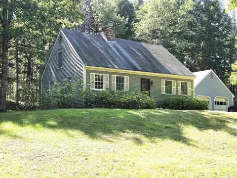 1586 Brownfield Rd, Conway, NH 03813