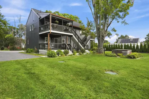 280 Wilkins St, Bedford, NH 03110