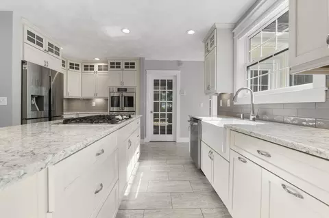Kitchen - 16 Rocky Ln, Epping, NH 03042 photo 4 of 4