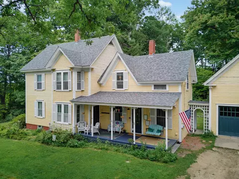3 Chase Rd, Northfield, NH 03276
