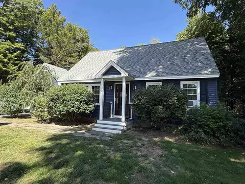 74 Robbins Rd, Wilton, NH 03086