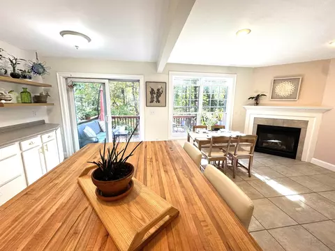 57 Magnolia Ln, Newmarket, NH 03857