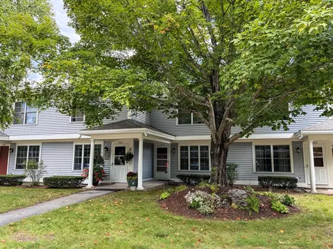 206 Southfield Ln, Peterborough, NH 03458