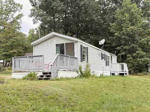 22 Park Ave, Northwood, NH 03261