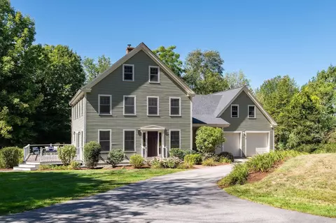257 N Haverhill Rd, Kensington, NH 03833