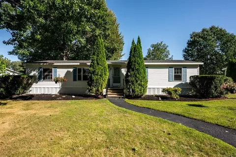 21 Oak Dr, North Hampton, NH 03862 photo 3