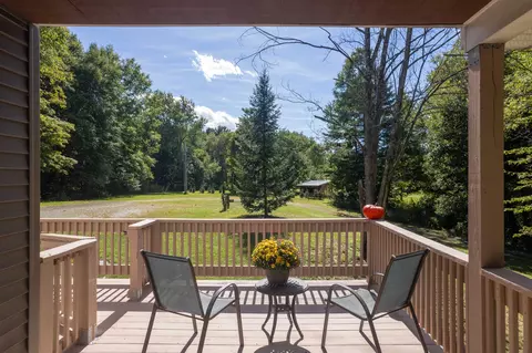 200 Chelsea Ln, Poultney, VT 05764