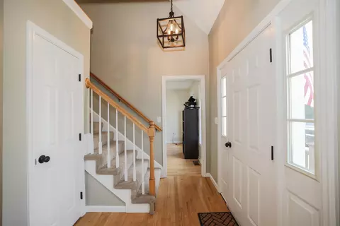 Entry Way - 1 Pine Blf, Derry, NH 03038 photo 3 of 6