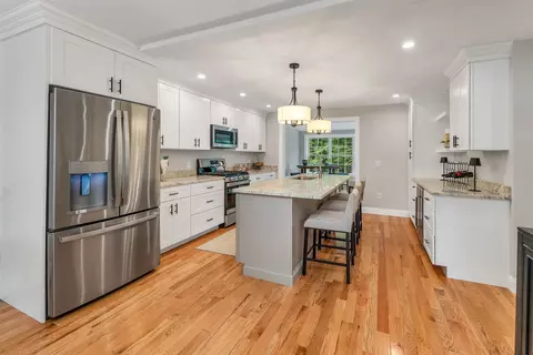 Kitchen - 19 Granite Rdg, Meredith, NH 03253 photo 2 of 4