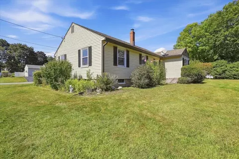 Exterior - 18 Crescent Ave, Dover, NH 03820 photo 12 of 19