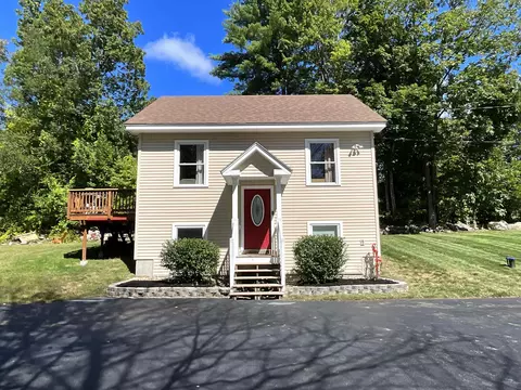 389 Witchtrot Rd, Wakefield, NH 03872