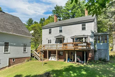 Exterior - 5 Mountain Rd, Concord, NH 03301 photo 4 of 9