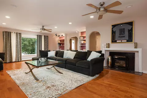 207 Westwood Dr, Montpelier, VT 05602