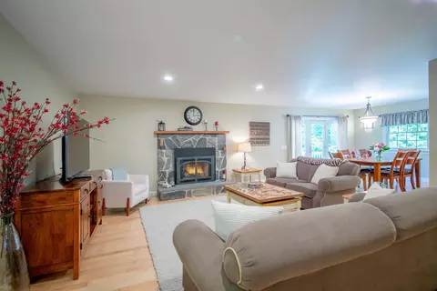 Living - 68 Antler Loop, Dover, VT 05356 photo 1 of 2