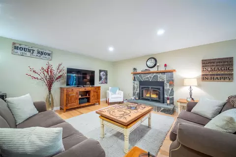 Living - 68 Antler Loop, Dover, VT 05356 photo 2 of 2